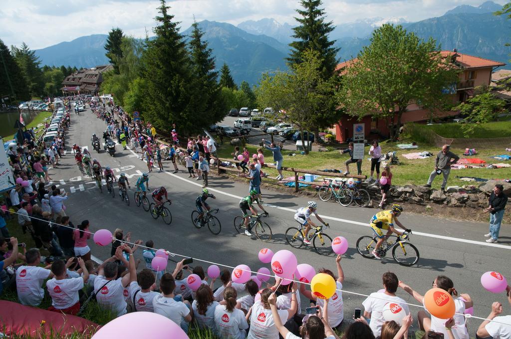 Albergo Legazzuolo Montecampione Artogne Buitenkant foto