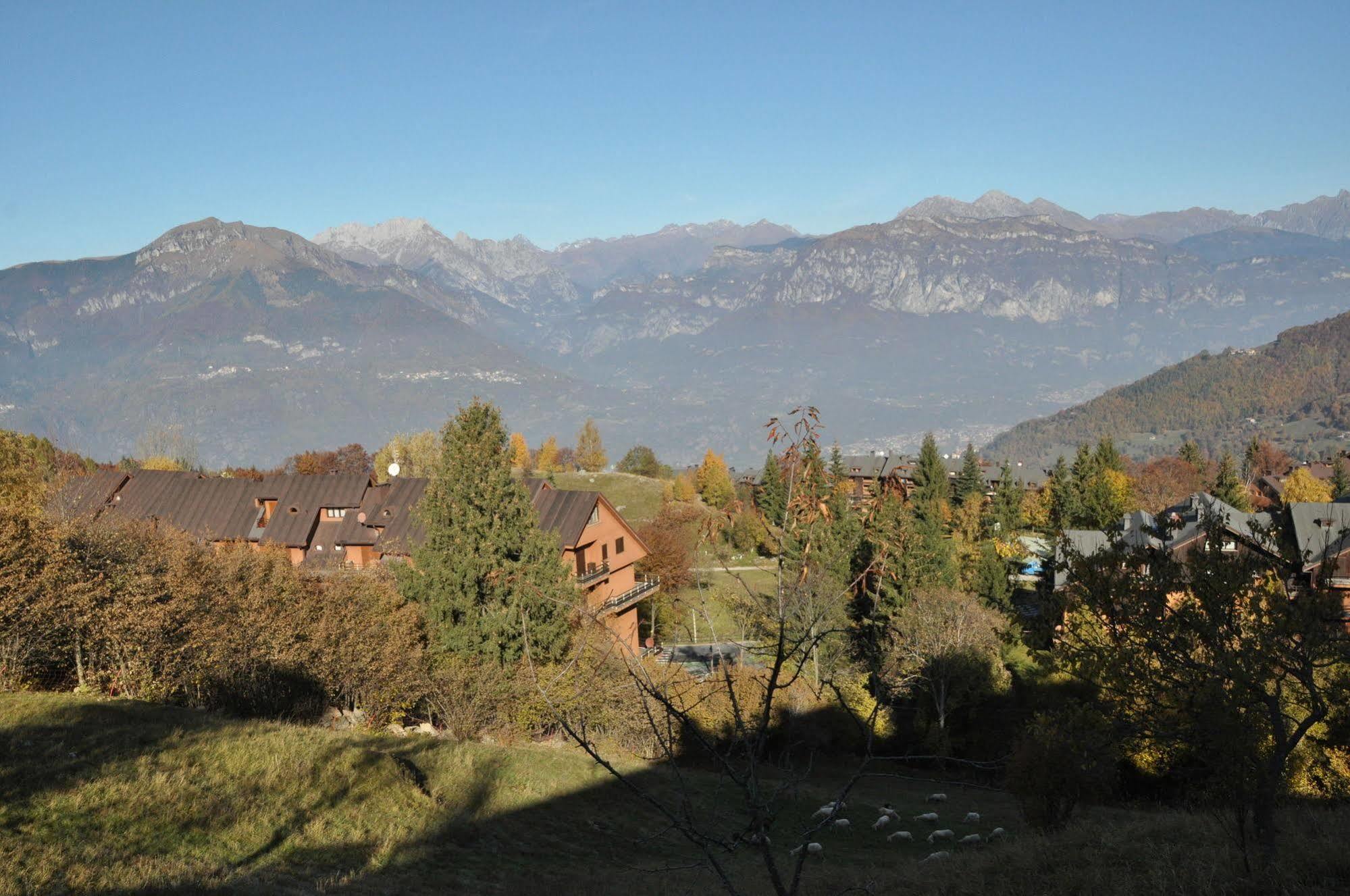 Albergo Legazzuolo Montecampione Artogne Buitenkant foto