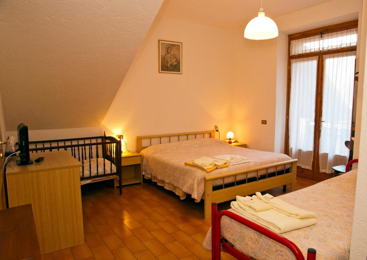 Albergo Legazzuolo Montecampione Artogne Kamer foto
